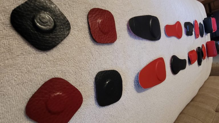 biomagnetic blog image of red and black magnets